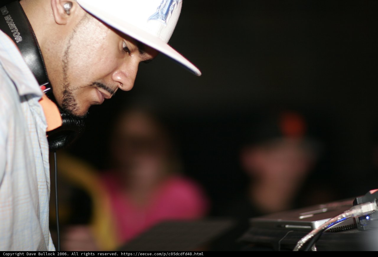 White Hat Deejay