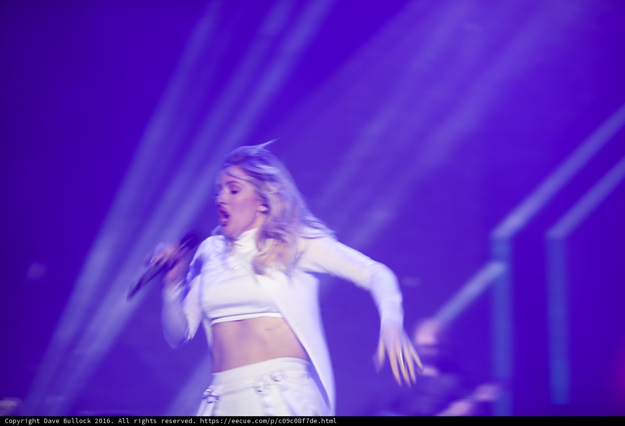 Solo performer shines bright on Coachella stage