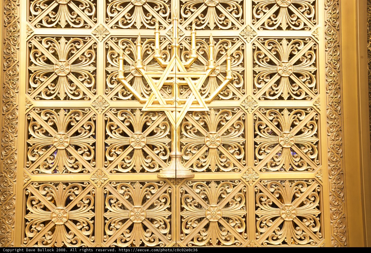 Golden Wall with Elaborate Designs in Wilshire Temple