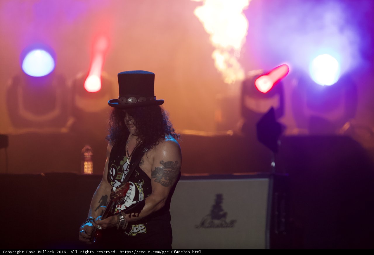 Slash Shreds at Rock on the Range Festival