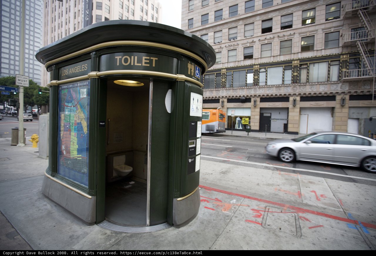 City Street Toilet