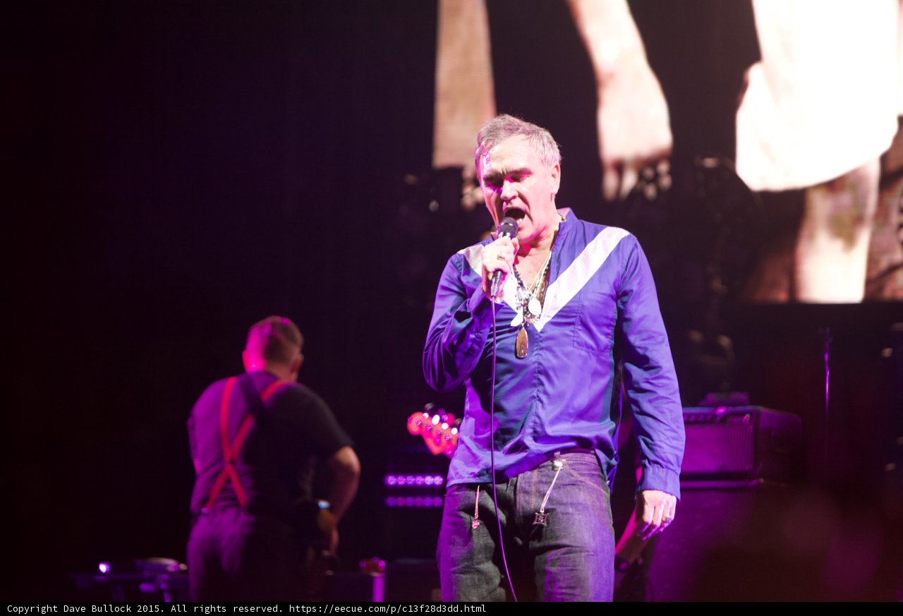 Morrissey Singing Blue Shirt Open Necklaces Bassist Red Strap Smiths Dangling Hands Screen Amp