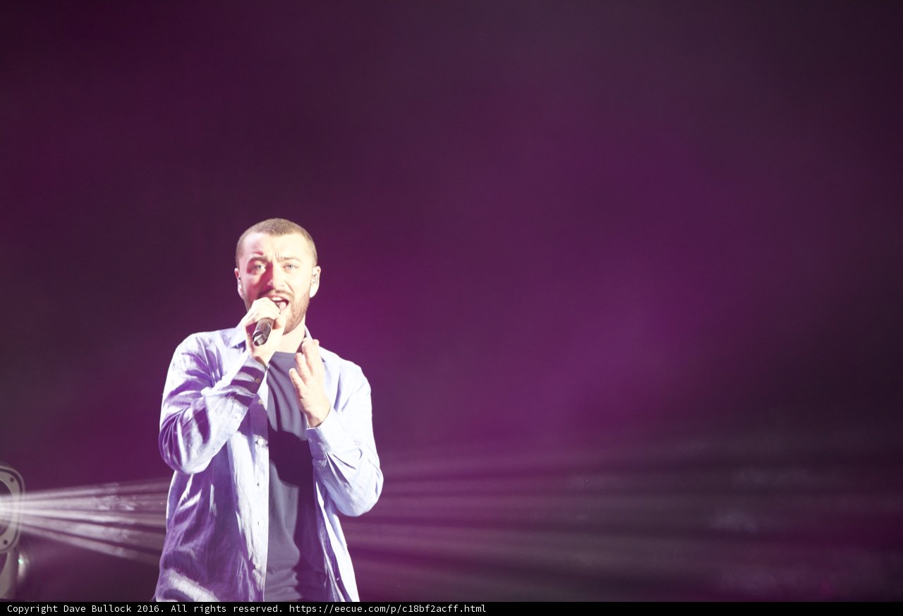 Sam Smith's Epic Solo Performance