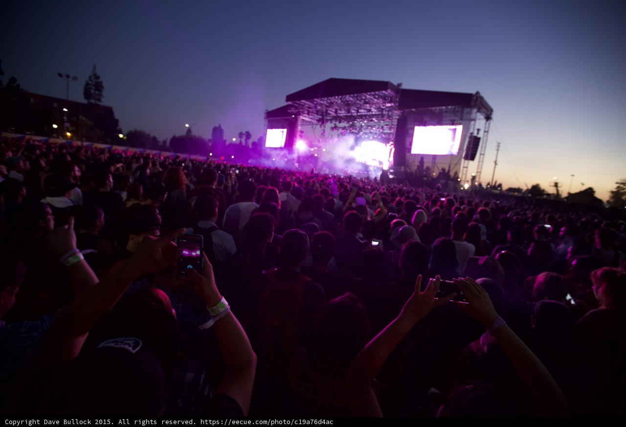 Main Stage Dusk Phones Purple Haze