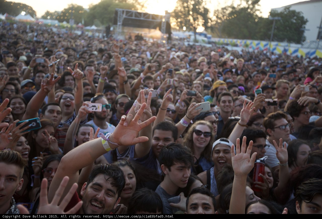 Massive Crowd Stage View
