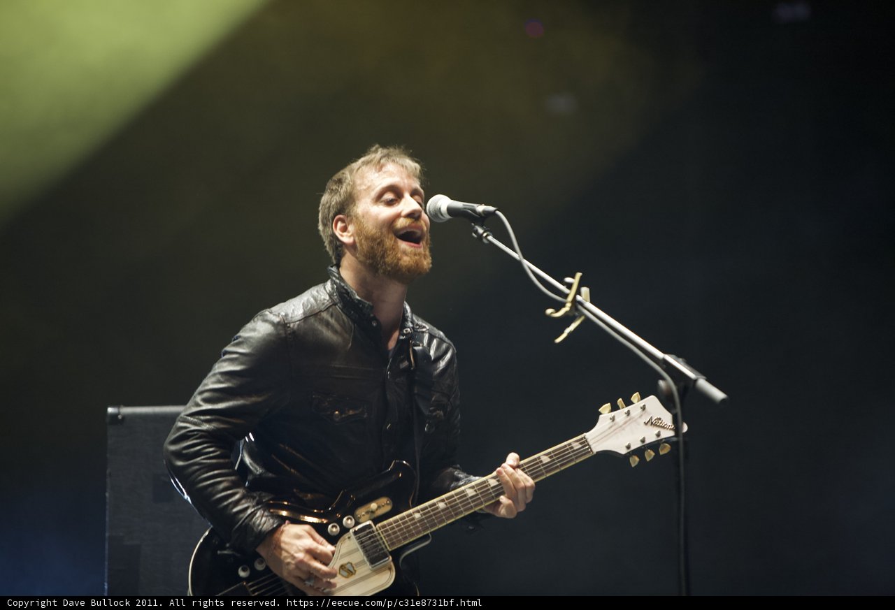 Dan Auerbach Rocks Coachella with His Electric Guitar