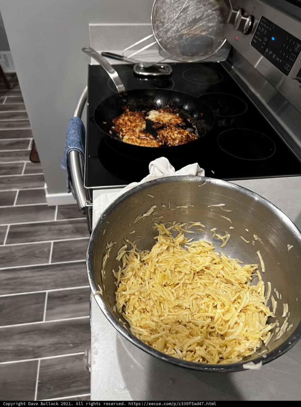 Cooking spaghetti noodles on the stove