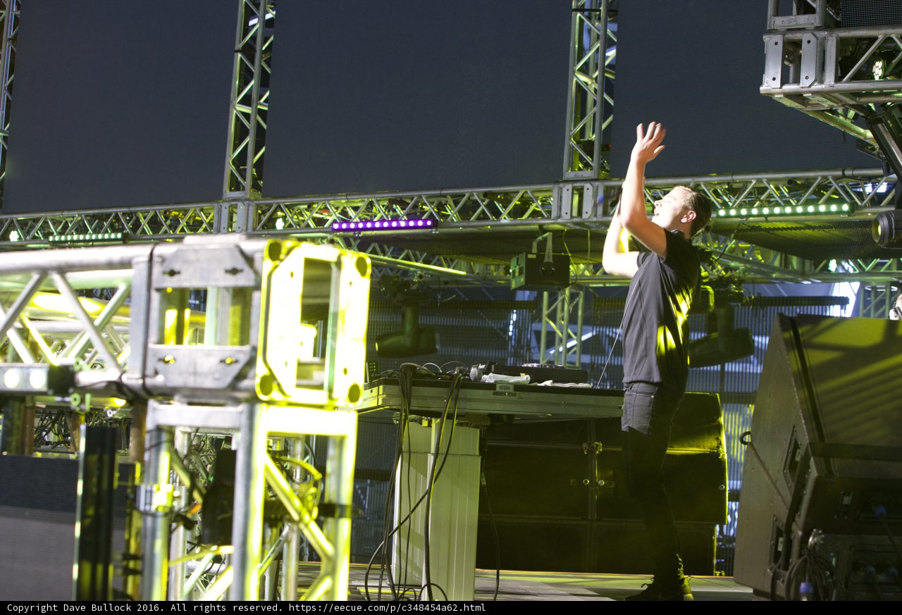 Sam Feldt Rocks the Coachella Stage