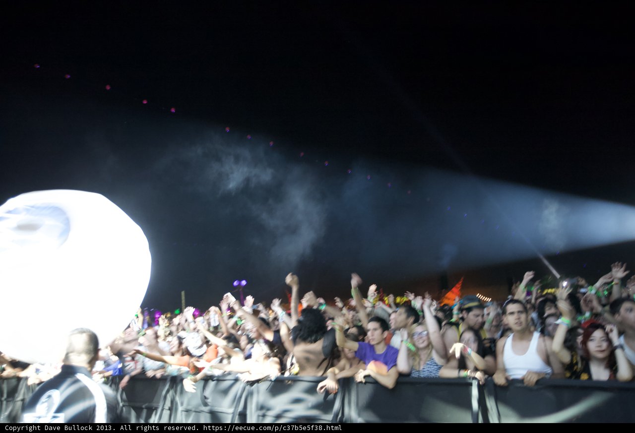 White Balloon Rave