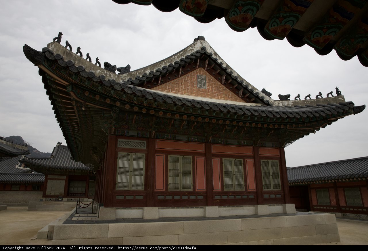 Magnificent Temple Architecture in Korea, 2024