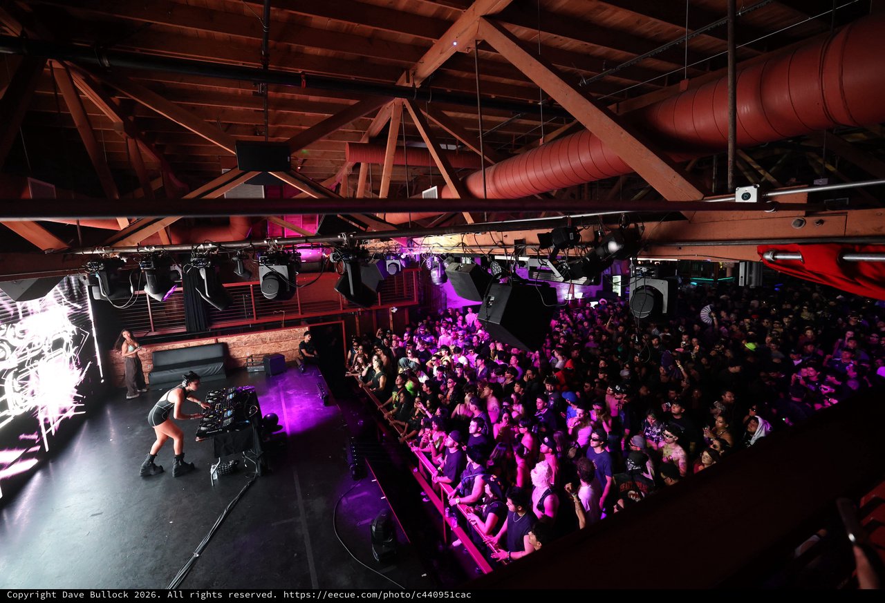 DJ Ignites Packed Crowd at Wobbleland 2026