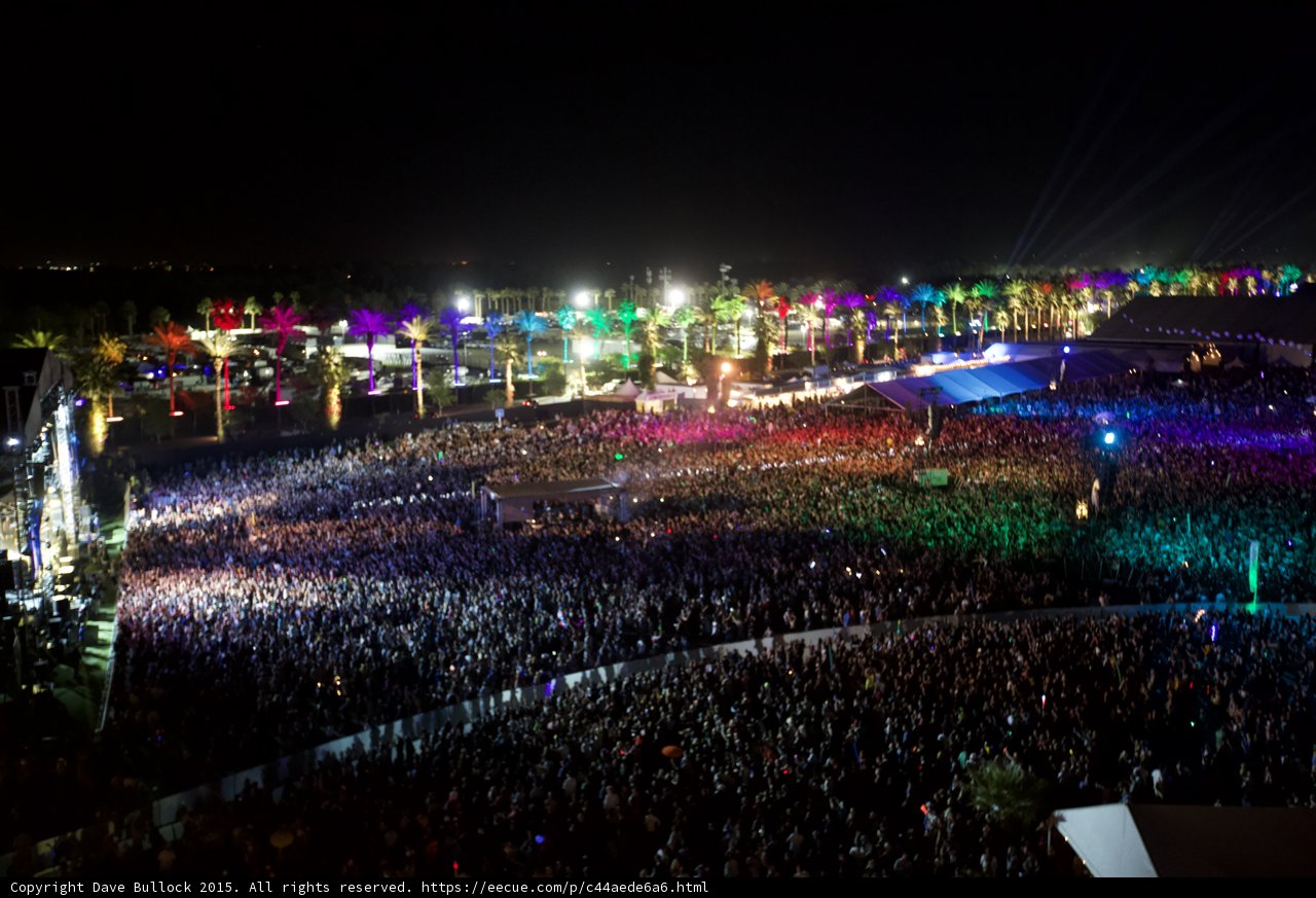 Electric Night: The Metropolis Comes Alive
