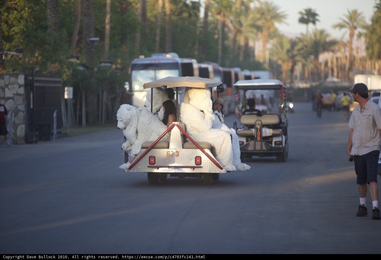 Golf Cart Statue Cruise