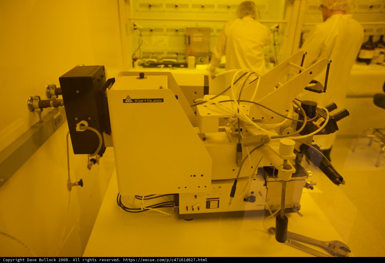 Yellow Light Machine in the Lab