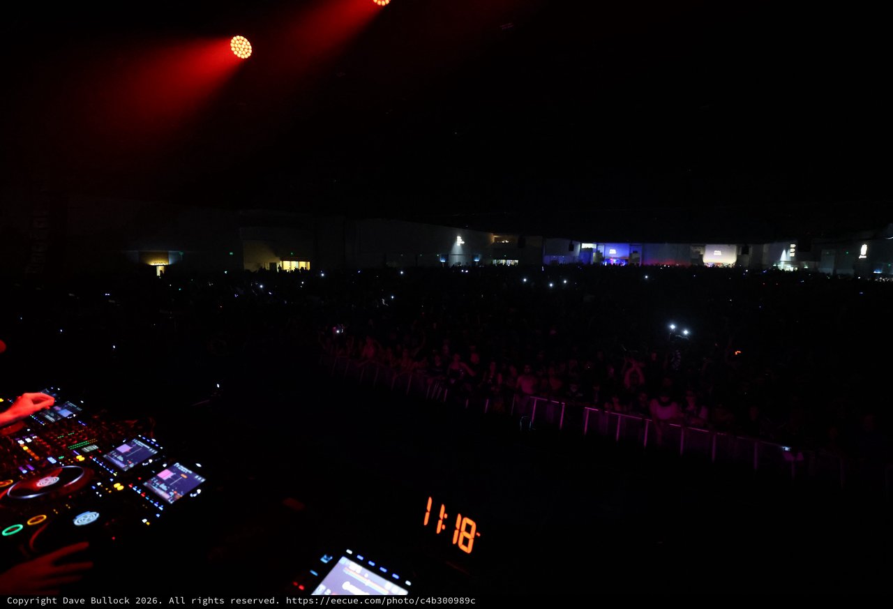 DJ Overlooks Massive Crowd at Wobbleland Festival 2026