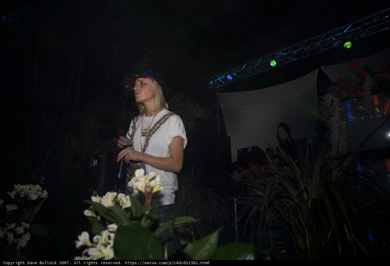 Blooming Performer