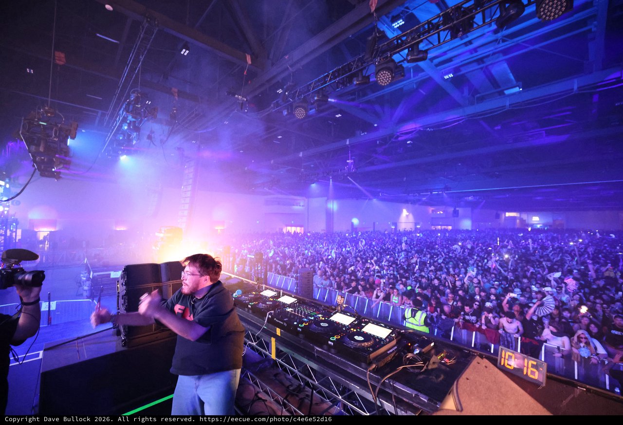 DJ Commands Massive Crowd at Wobbleland 2026
