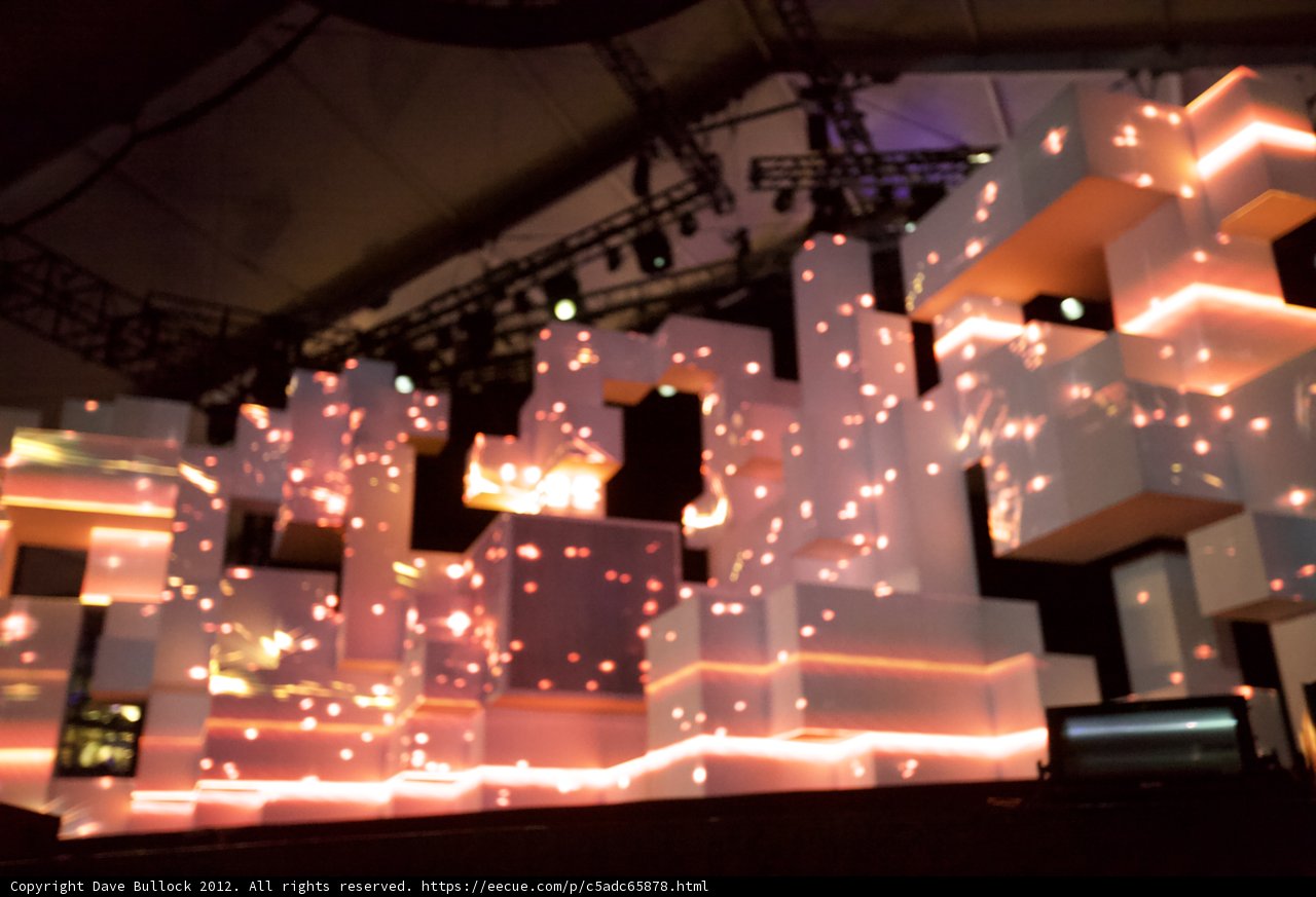 Illuminated Architecture and Live Performance