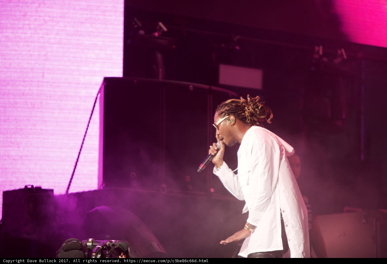 Solo Performance at Coachella
