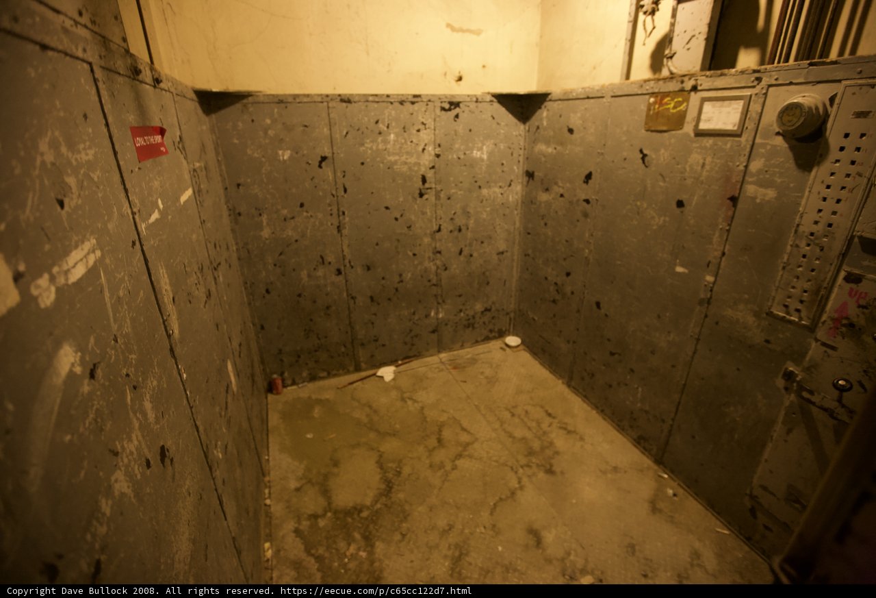 The Dungeon's Floor: An Ominous Room