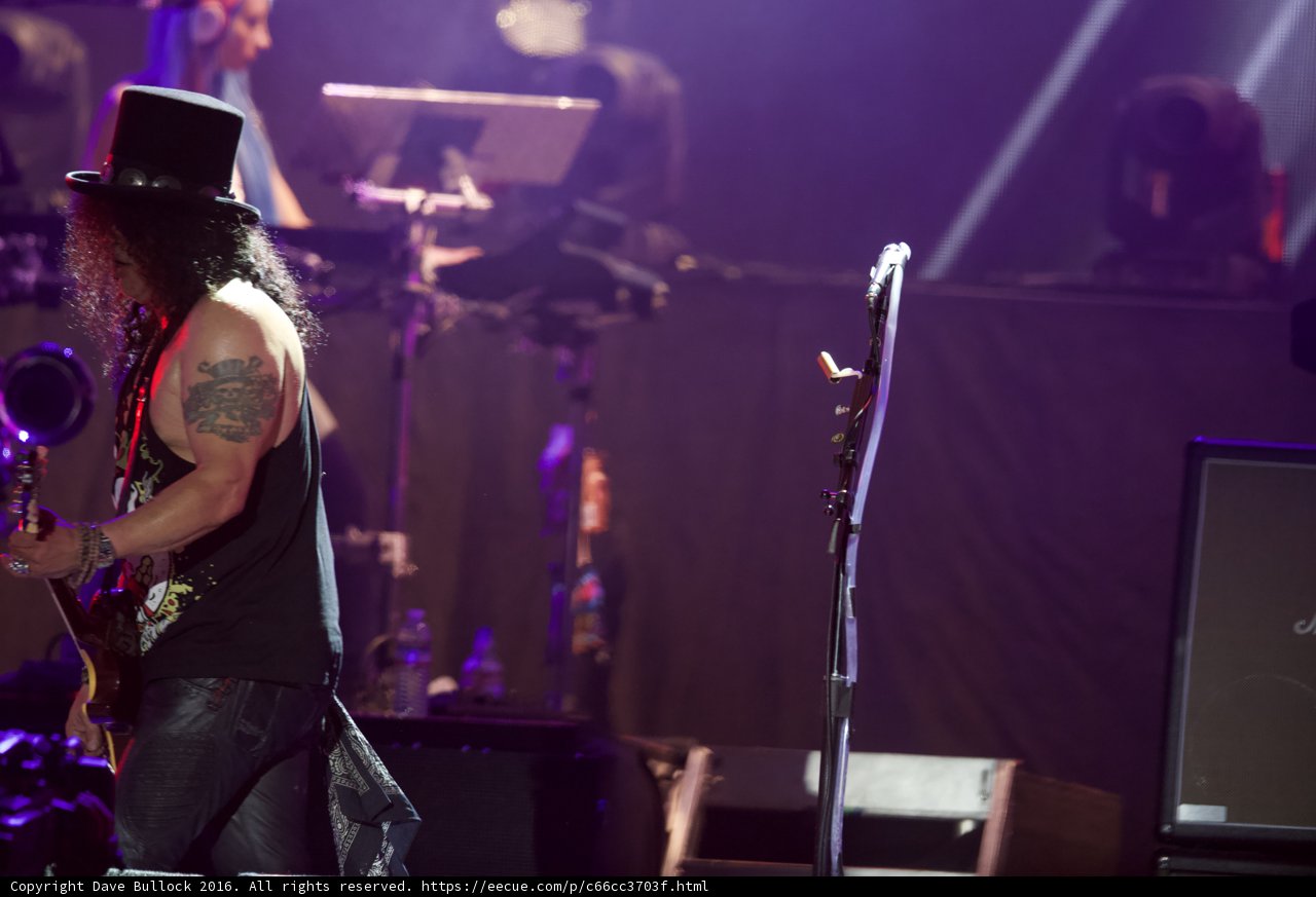 Slash Shreds at Rock on the Range Festival