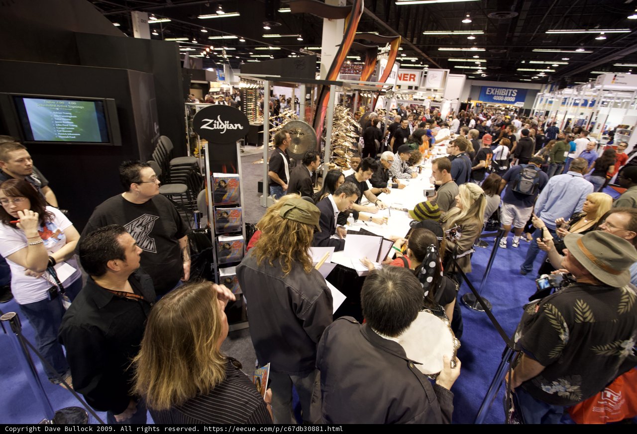 Electronics Convention Draws Diverse Crowd