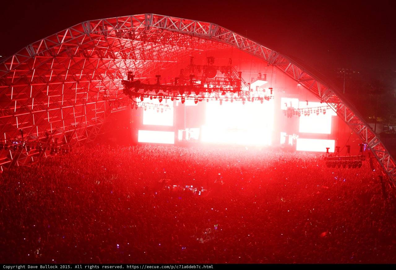 A Night Under The Red Lights