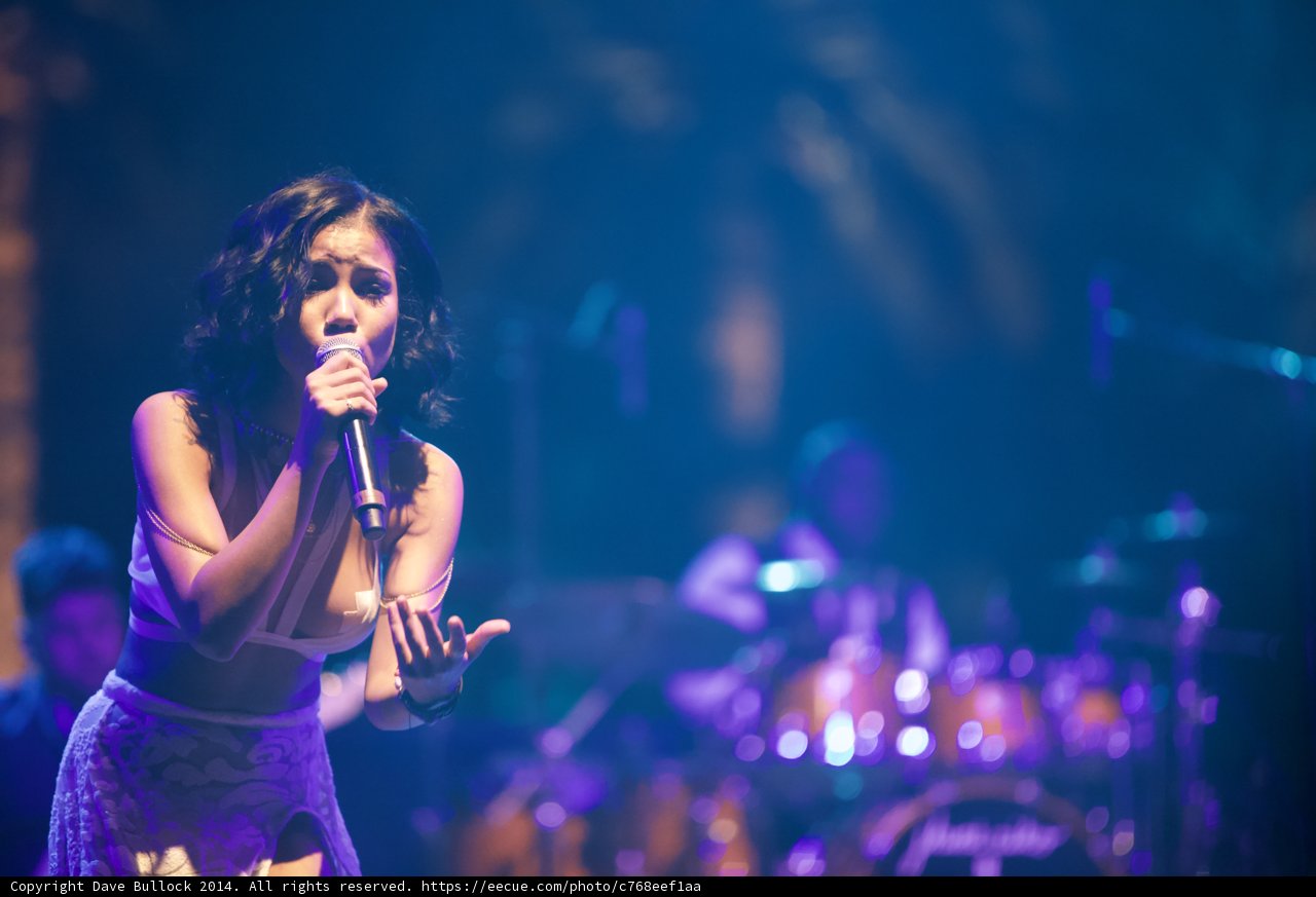 Jhené Aiko Takes the Stage at Coachella 2014