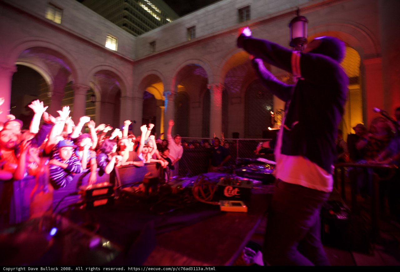 Urban DJ rocks the crowd