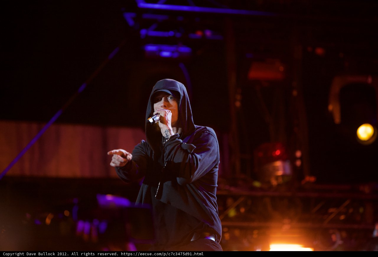 Eminem Takes Over the 2012 VMA Awards