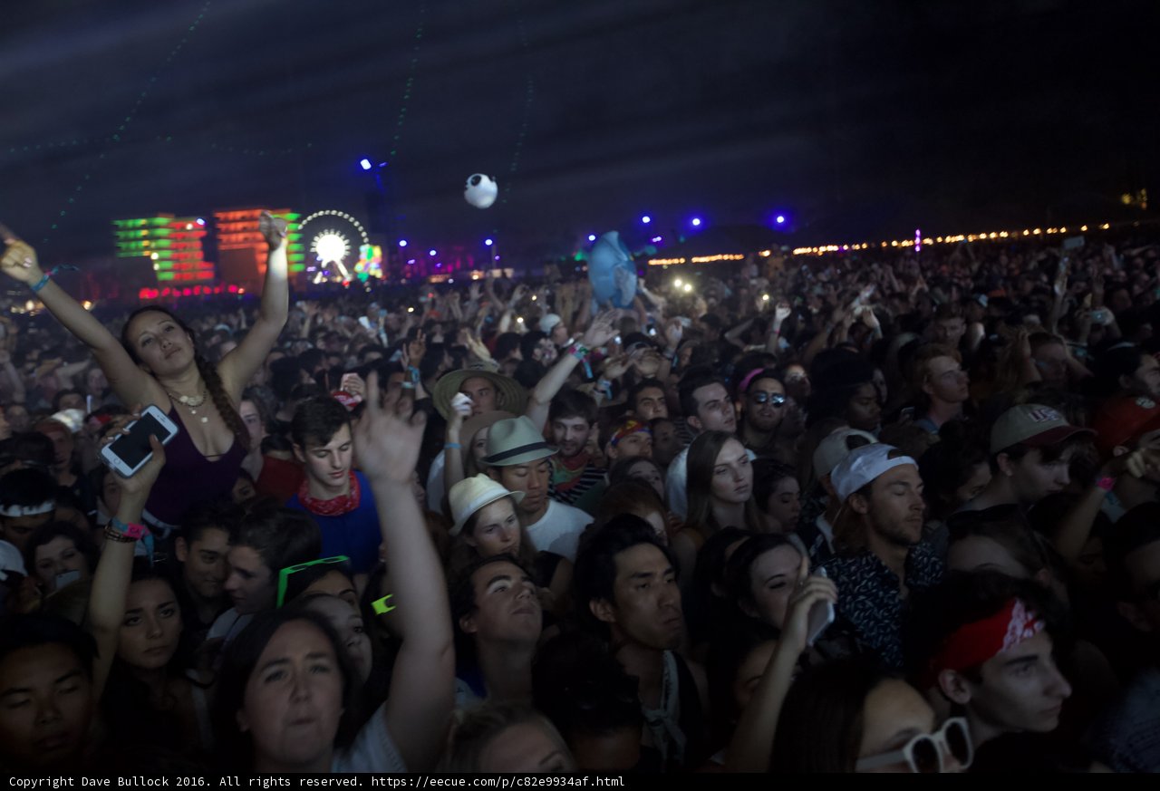 Coachella 2016 Crowd at Night