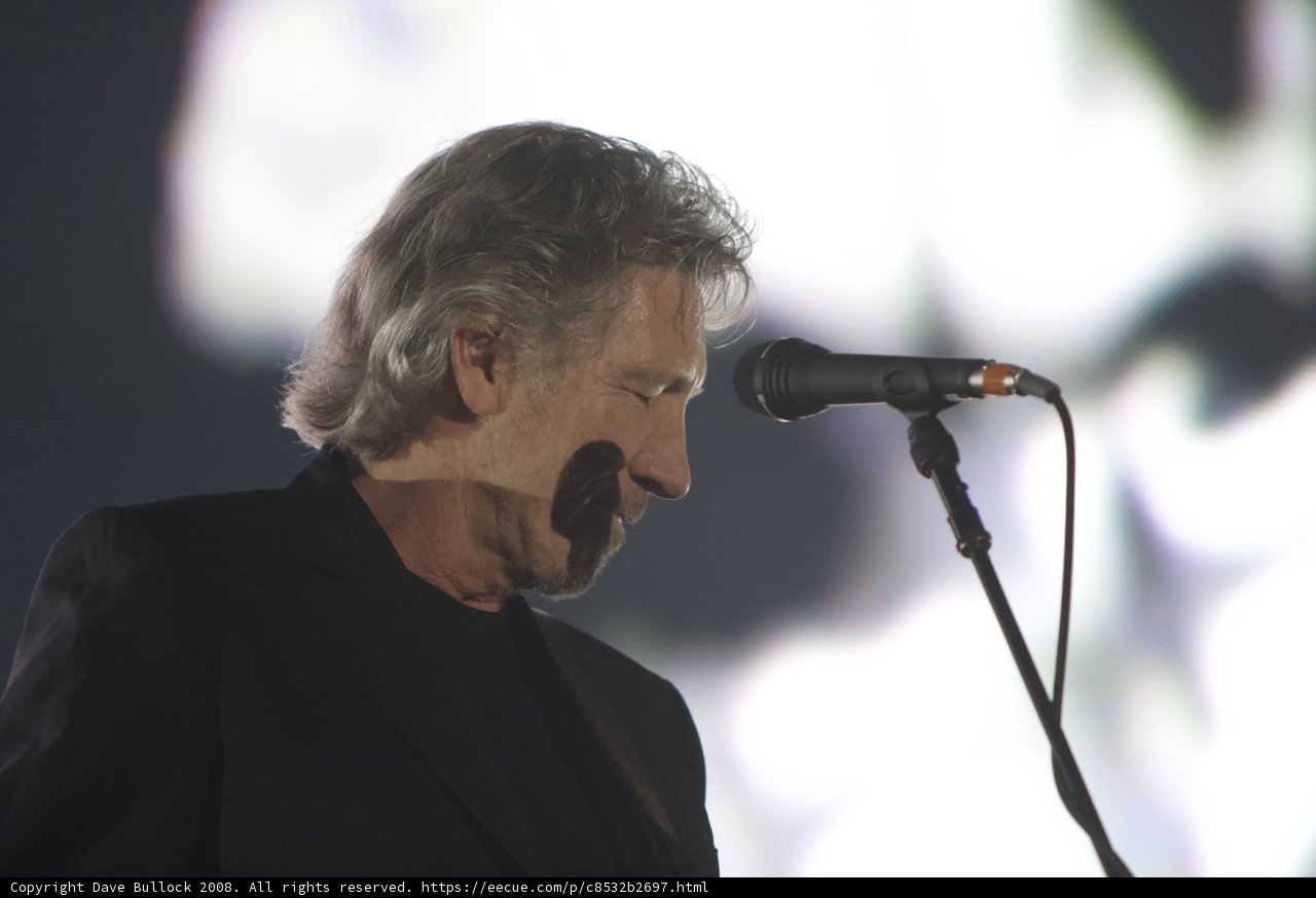 Roger Waters Rocks the Wall in London