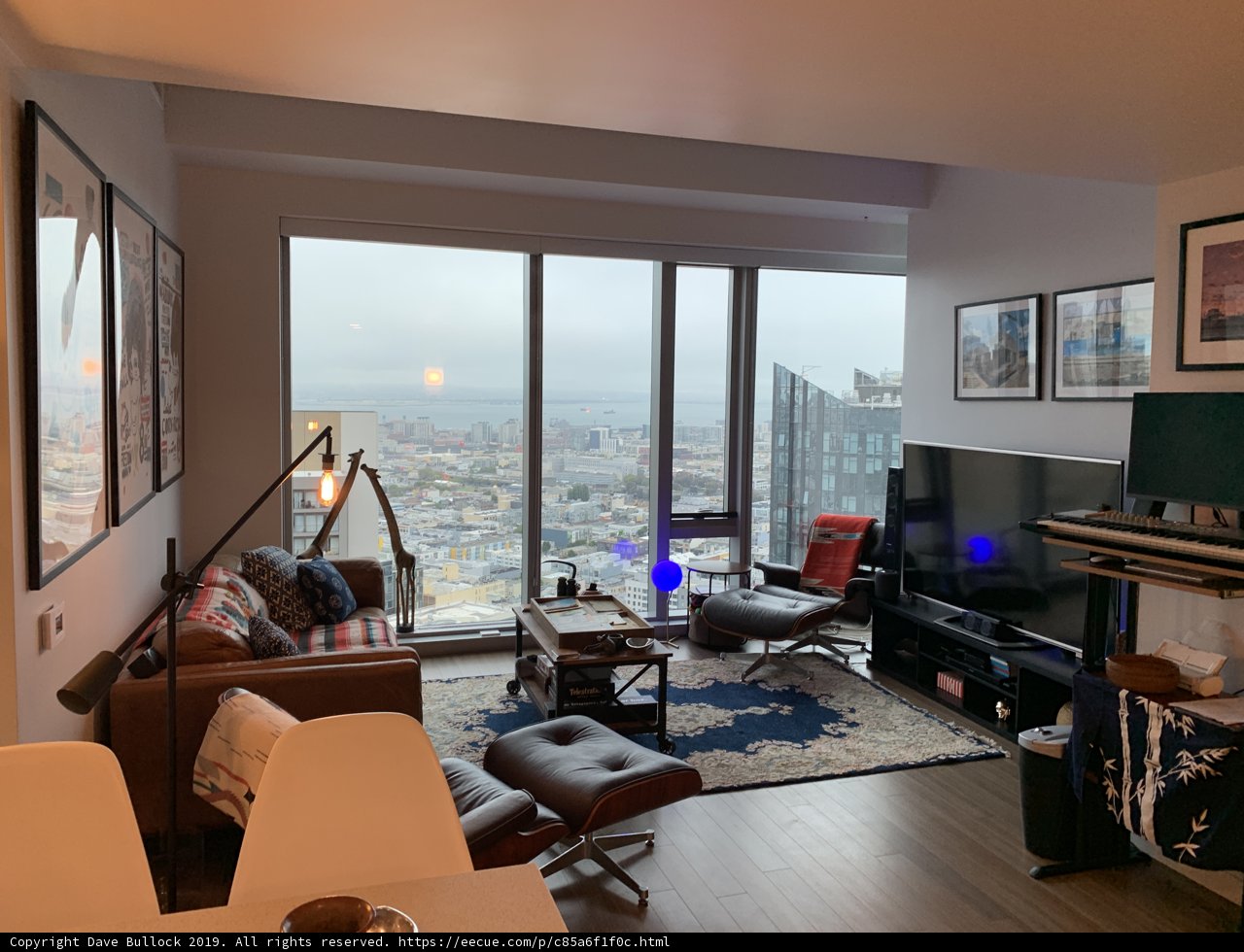 Cozy Living Room Space