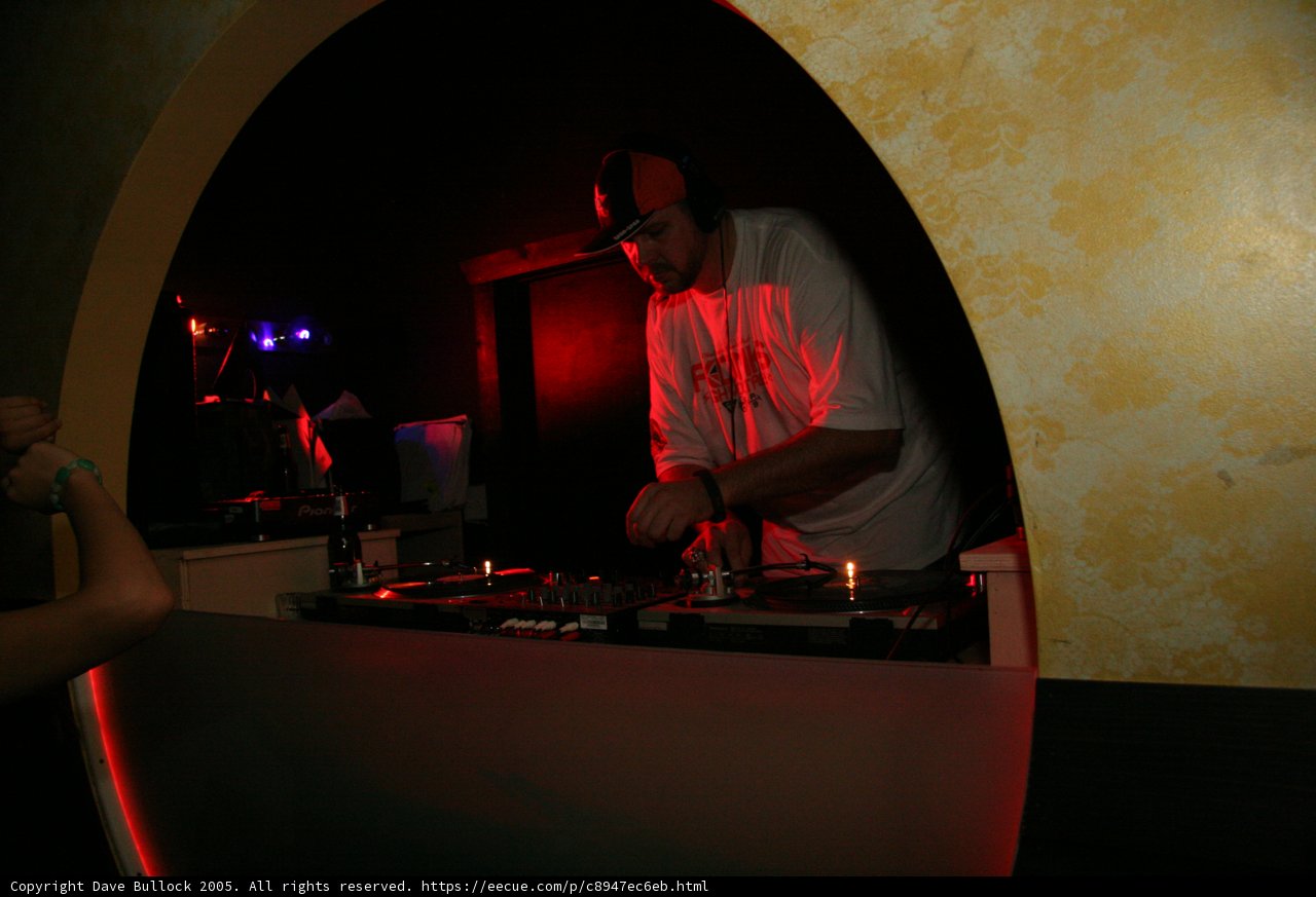 Club Night Turntables