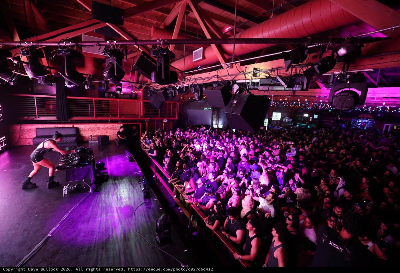 DJ Ignites Packed Club at Wobbleland 2026