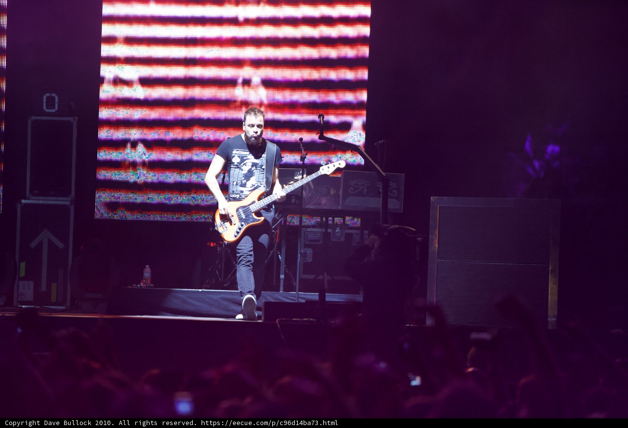 Bassist Christopher Wolstenholme rocks Coachella