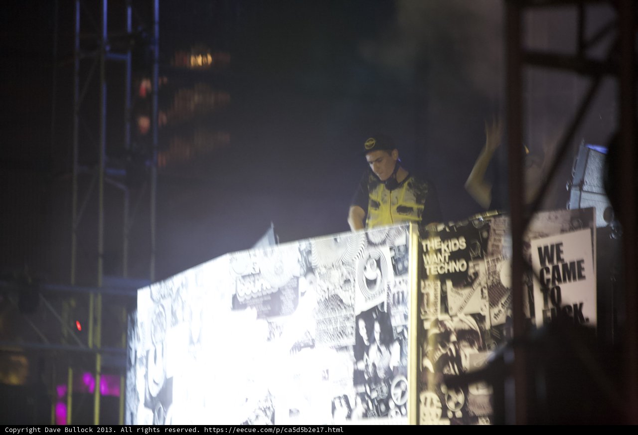 Boys Noize lights up Coachella stage
