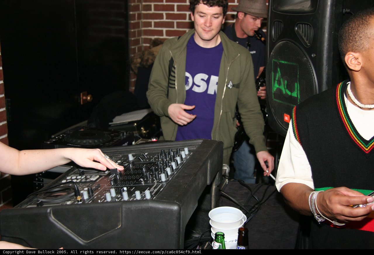 Black Sweater DJ