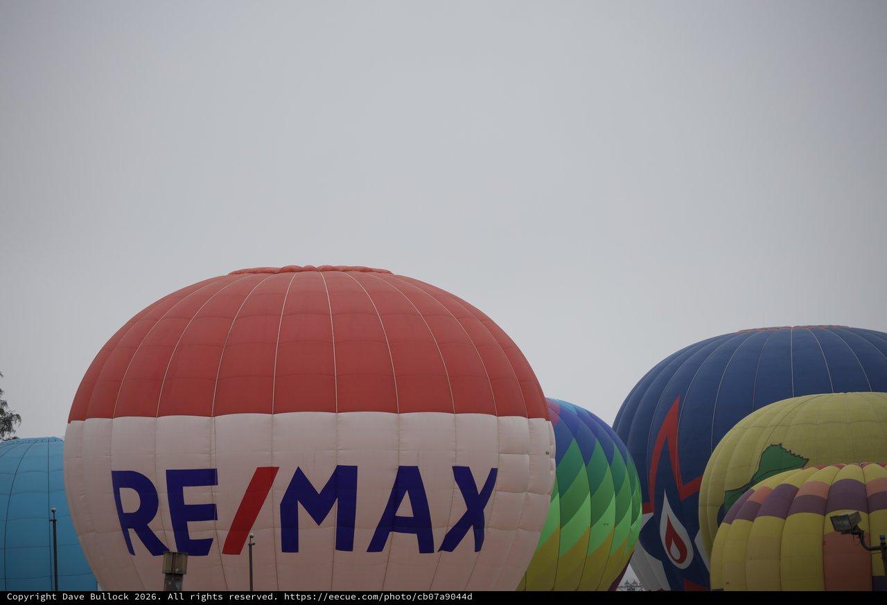 RE/MAX Hot Air Balloon Rises at Sonoma Classic