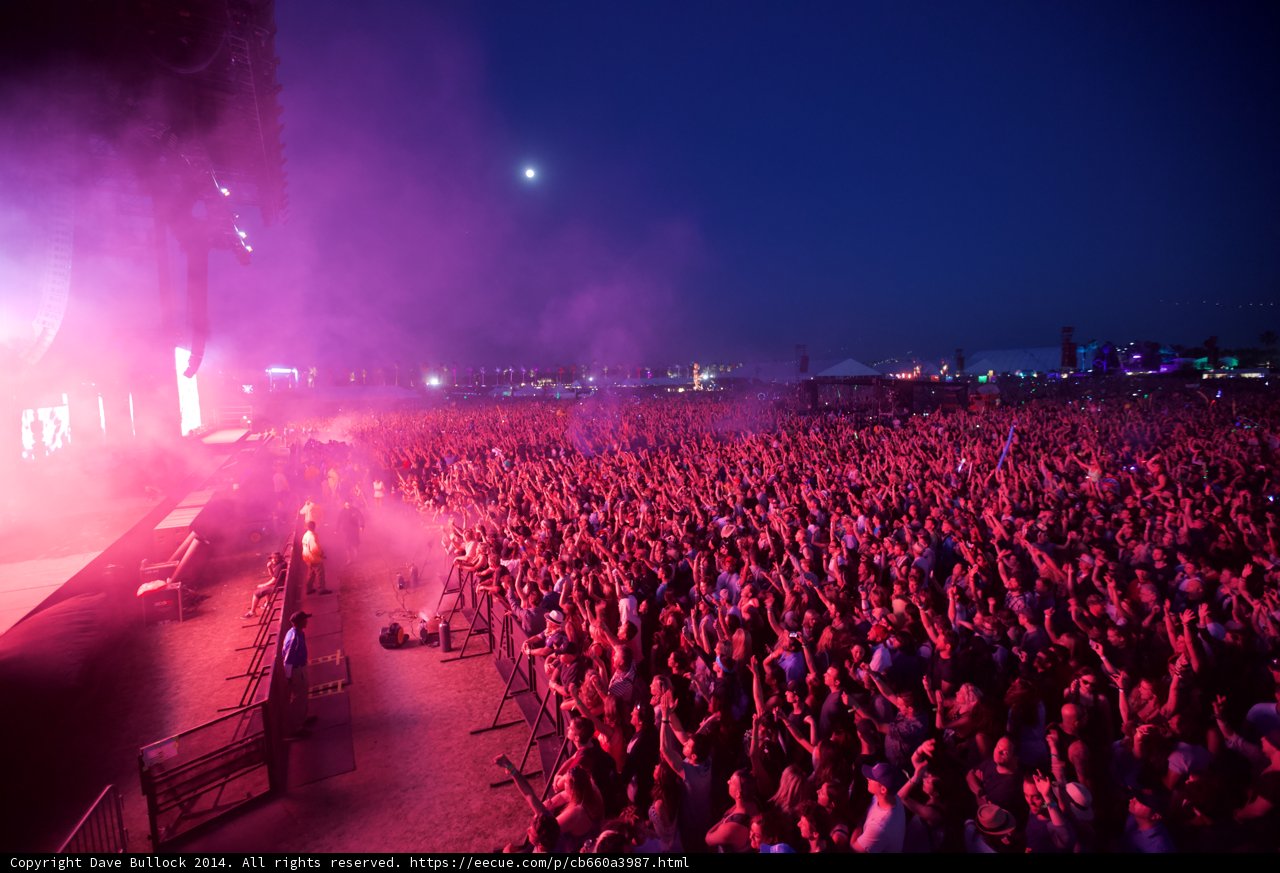 Smoky Concert Night
