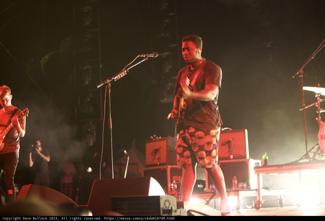 Kele Okereke Full Body Shot