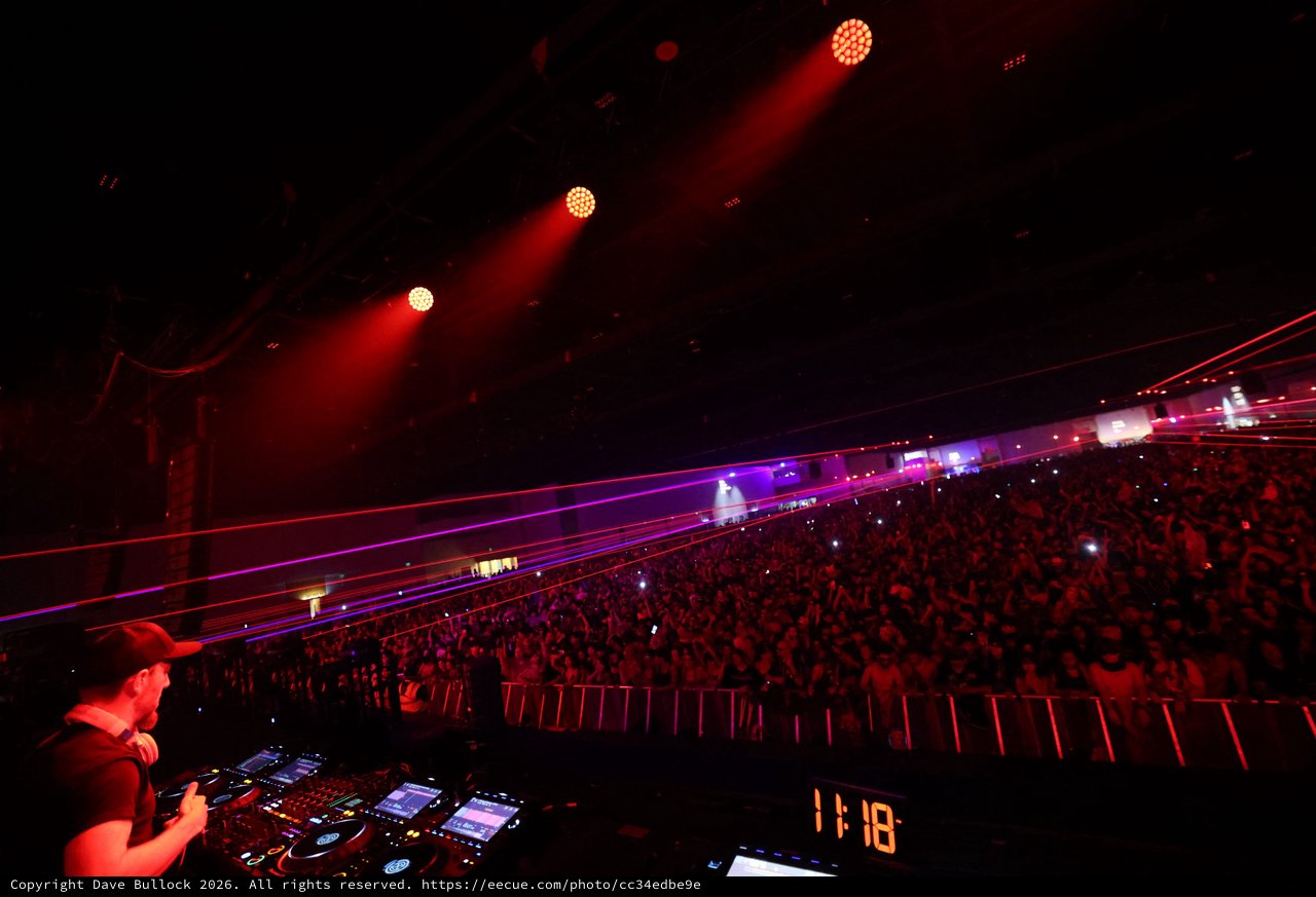 DJ Commands Massive Crowd at Wobbleland Festival 2026