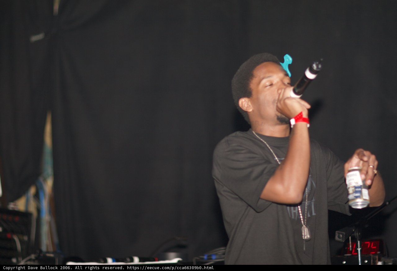 The Entertainer Takes the Stage