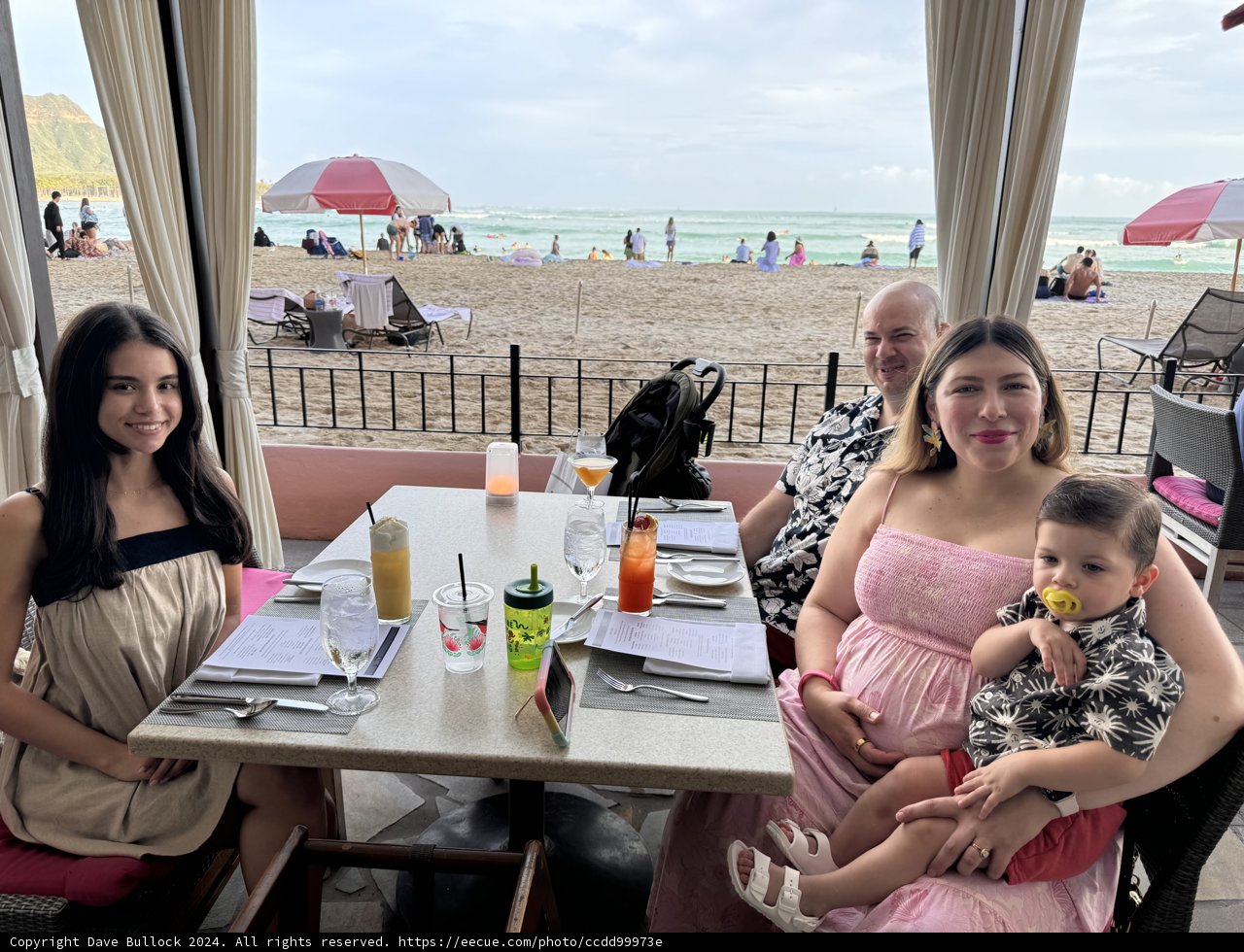 Family Moments at The Royal Hawaiian