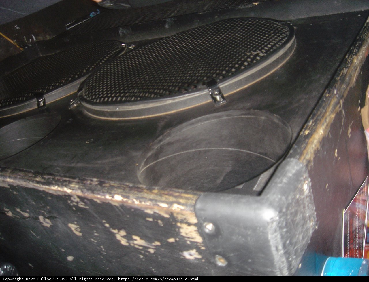 Dual Stereo Speaker Box