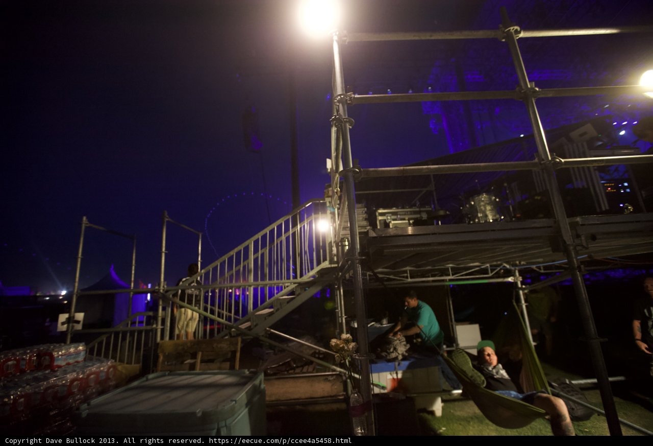 Illuminating the Stage
