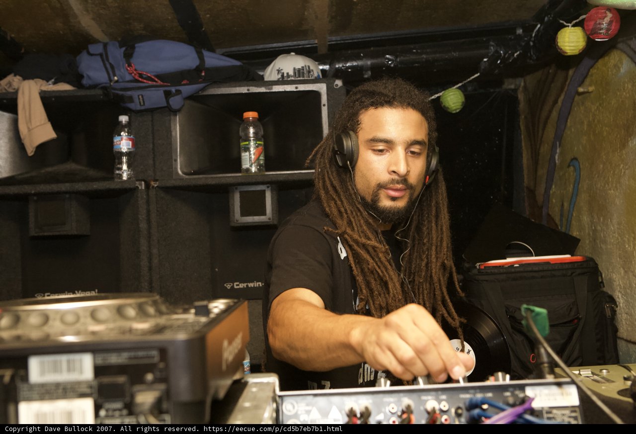 Rhythm Weaver: The Art of a DJ