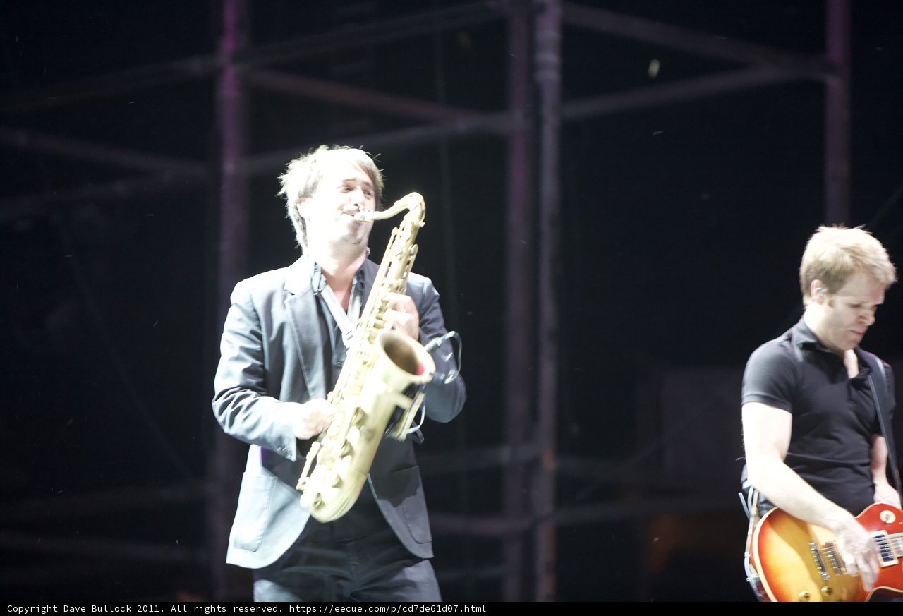 Saxophone Duo Shines at Coachella