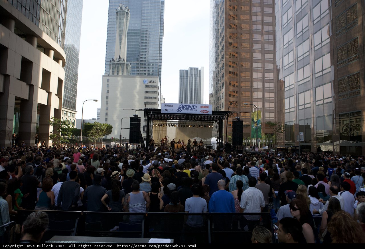 Ozomatli Concert Draws Massive Urban Crowd