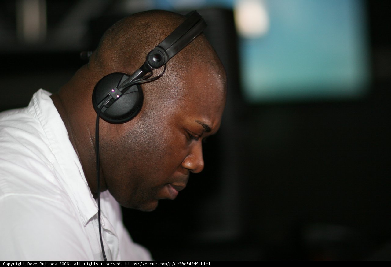 Grooving with headphones